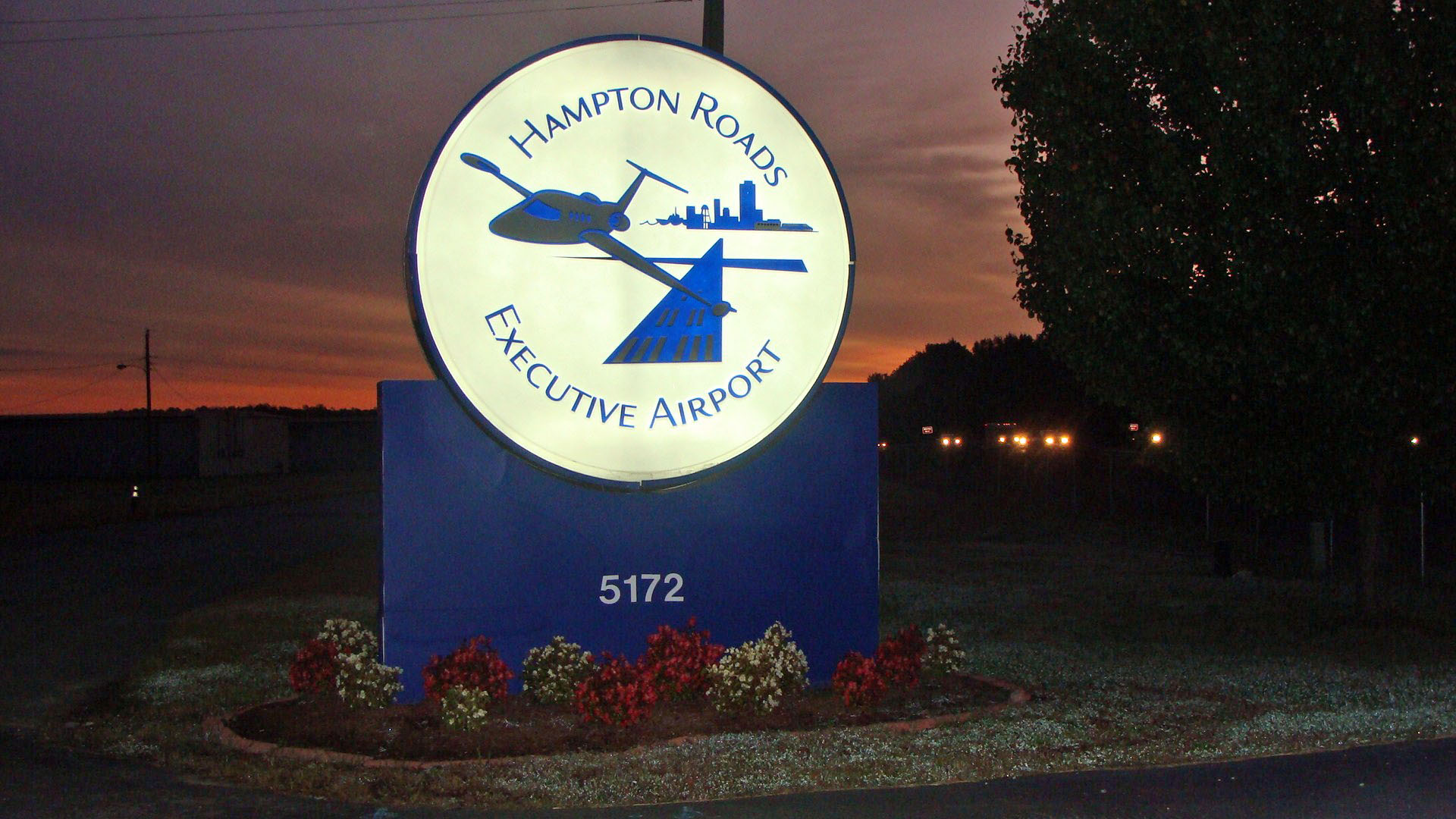 flypvg.com - Hampton Roads Executive Airport