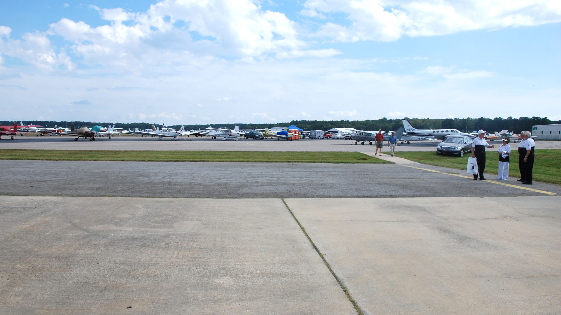 flypvg.com - Hampton Roads Executive Airport